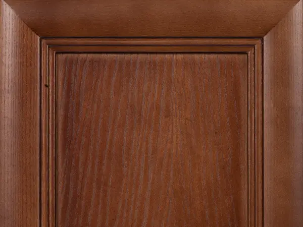 Raised panel cabinet door